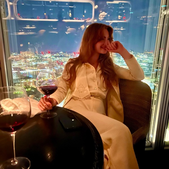 Meet your Posher, gingerclosetvtg - Picture 2 of 3